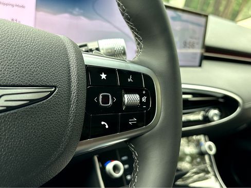 New 2026 Genesis GV70 2.5T Advanced image 20