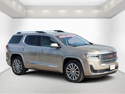 Used 2022 GMC Acadia Denali w/ Denali Ultimate Package AWD/4WD image 1