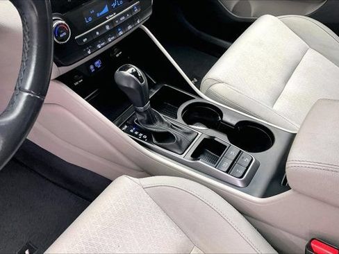 Used 2017 Hyundai Tucson Value AWD/4WD image 17