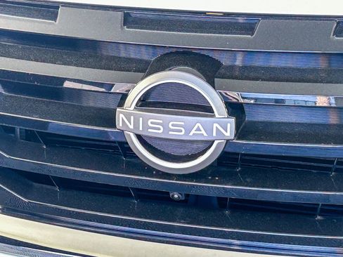 Certified 2025 Nissan Pathfinder Platinum w/ Cargo Package image 5