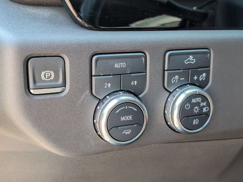 Used 2024 GMC Sierra 1500 Elevation AWD/4WD image 14