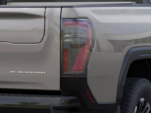 New 2026 GMC Sierra EV Elevation AWD/4WD image 35