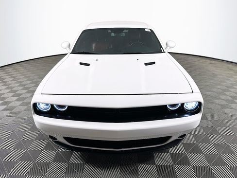 Used 2018 Dodge Challenger SXT Plus RWD image 2