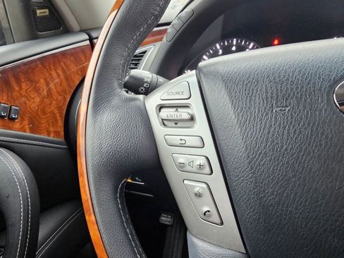 Used 2017 INFINITI QX80 4WD w/ Deluxe Technology Package image 35