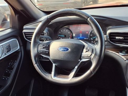 Used 2020 Ford Explorer Limited RWD image 7