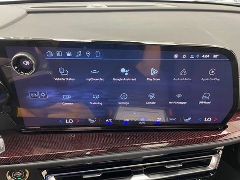 New 2026 Chevrolet Traverse Z71 w/ Driver Confidence Package AWD/4WD image 3