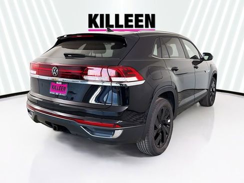 New 2026 Volkswagen Atlas Cross Sport SE FWD image 7