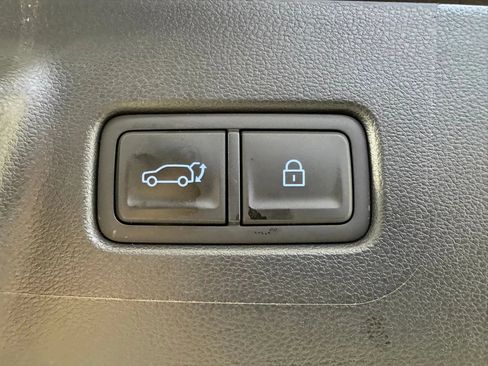 Used 2024 Hyundai Santa Fe Limited AWD/4WD image 29