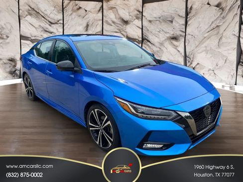 Used 2021 Nissan Sentra SR w/ SR Premium Package FWD image 2