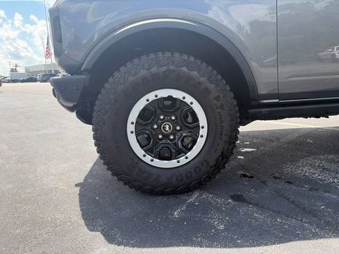 Used 2023 Ford Bronco Badlands AWD/4WD image 4