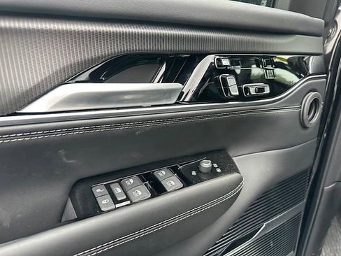 New 2024 Jeep Grand Wagoneer Series II w/ Quick Order Packagew 28T image 13