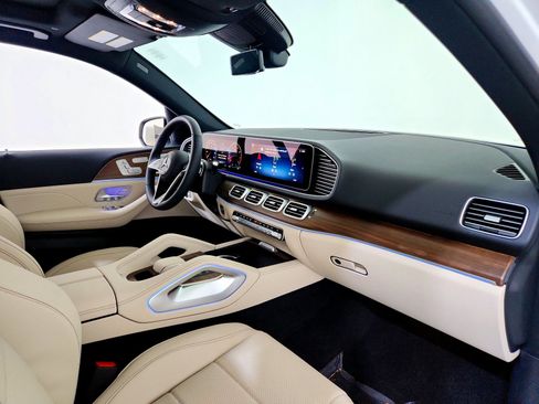 Certified 2026 Mercedes-Benz GLE 350 4MATIC image 6