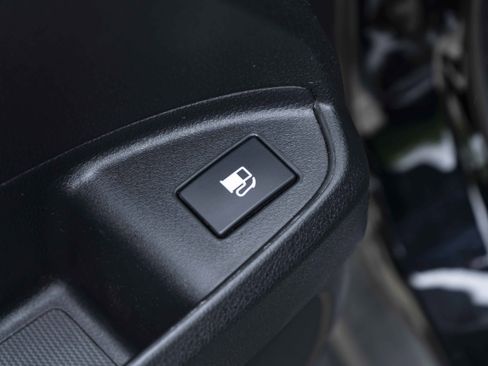 Used 2019 Honda Ridgeline Sport image 38