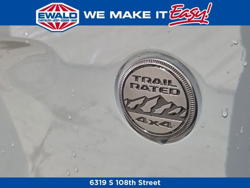 New 2025 Jeep Gladiator Sport image 7