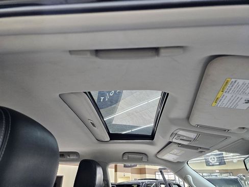 Used 2018 INFINITI QX80 2WD w/ Driver Assistance Package image 42
