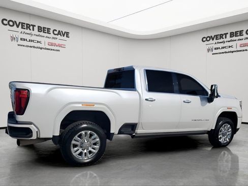 Used 2022 GMC Sierra 2500 Denali w/ Denali Ultimate Package image 10