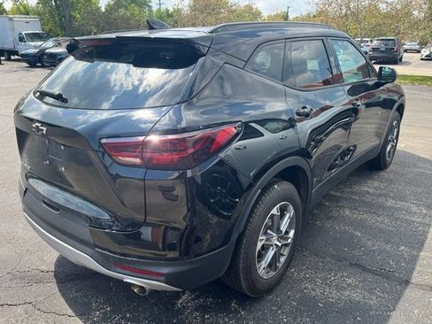 Used 2024 Chevrolet Blazer LT w/ Convenience Package FWD image 7