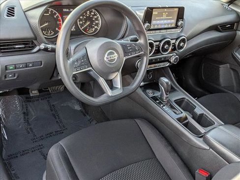 Used 2021 Nissan Sentra S image 10