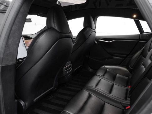 Used 2020 Tesla Model S Long Range AWD/4WD image 32