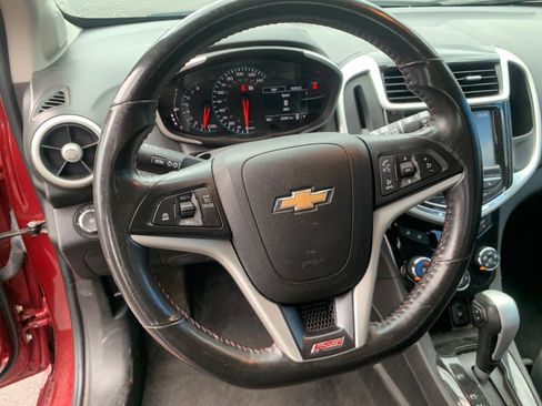 Used 2017 Chevrolet Sonic LT w/ Convenience Package FWD image 8