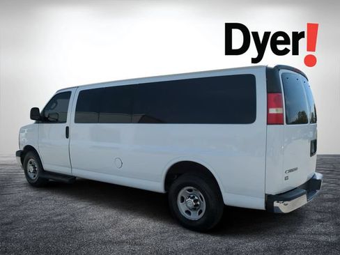 Used 2019 Chevrolet Express 3500 LT w/ LT Preferred Equipment Group RWD image 7