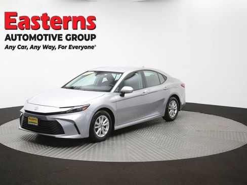 Used 2025 Toyota Camry LE w/ Convenience Package FWD image 56