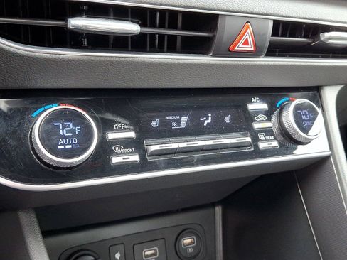 Certified 2023 Hyundai Sonata SEL Plus w/ Cargo Package FWD image 15