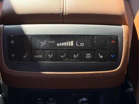 Certified 2023 Nissan Pathfinder Platinum w/ Cargo Package AWD/4WD image 25