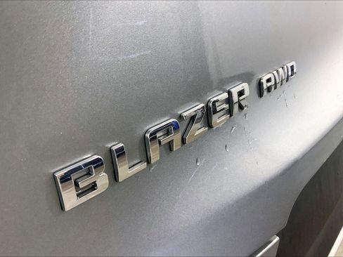 Used 2025 Chevrolet Blazer LT image 8