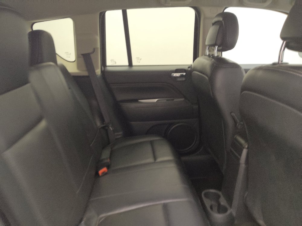 Used 2016 Jeep Compass High Altitude AWD/4WD image 19