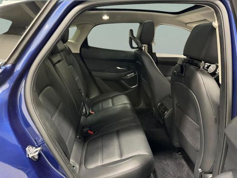 Used 2021 Jaguar E-PACE SE image 10