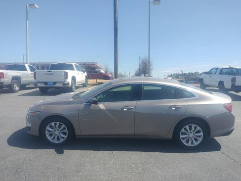 Used 2025 Chevrolet Malibu LT FWD image 31