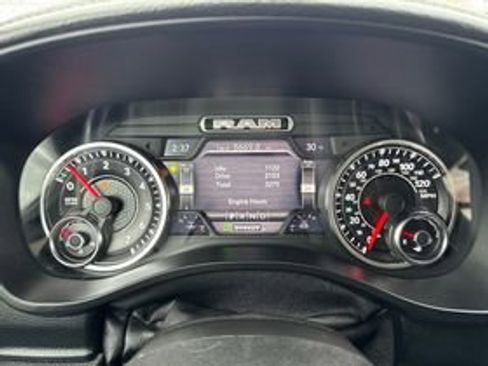 Used 2019 RAM 1500 Laramie image 13