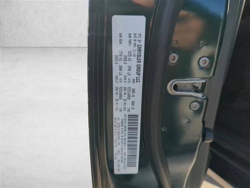 Used 2011 RAM 1500 Sport image 30