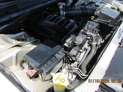 Used 2006 Chrysler 300 w/ Sound Group image 24