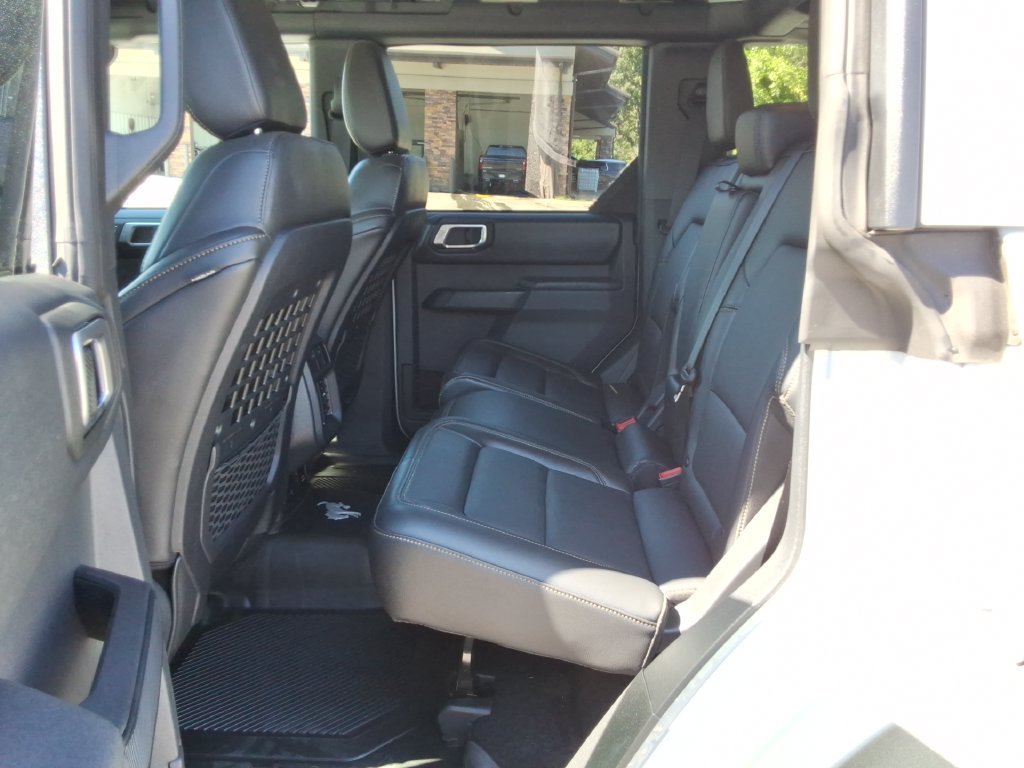 Used 2026 Ford Bronco Badlands w/ Sasquatch Package AWD/4WD image 22