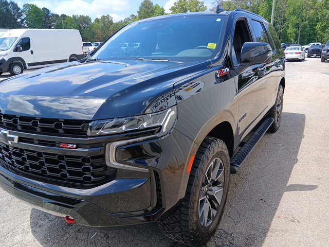 Used 2024 Chevrolet Tahoe Z71 w/ Luxury Package AWD/4WD image 8