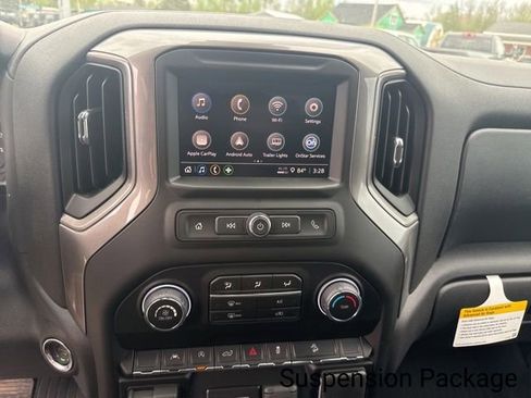 New 2026 Chevrolet Silverado 1500 Custom Trail Boss w/ LPO, Dark Essentials Package AWD/4WD image 19