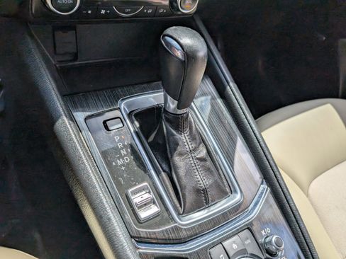 Used 2017 MAZDA CX-5 Touring w/ Preferred Equipment Package image 32