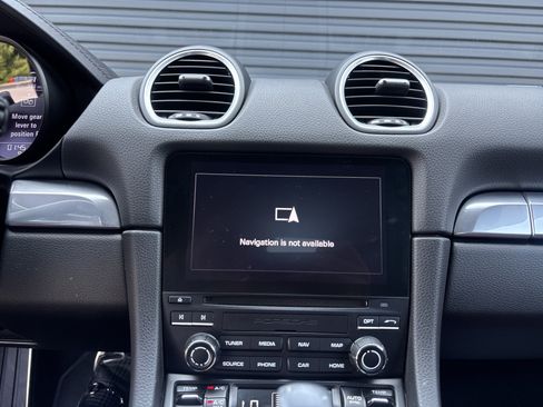 Certified 2019 Porsche 718 Boxster RWD image 29