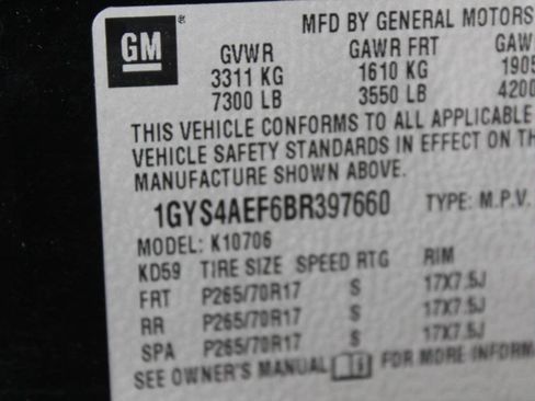 Used 2011 Cadillac Escalade AWD w/ Touring Package image 11