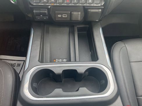 Used 2022 Chevrolet Silverado 1500 LTZ w/ LTZ Premium Package image 76