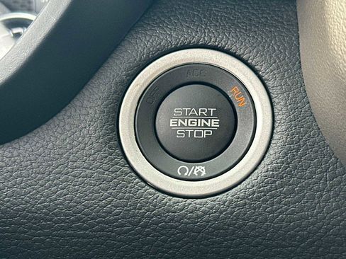 Used 2022 RAM 1500 Laramie image 26