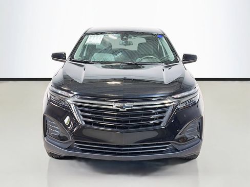 Used 2024 Chevrolet Equinox LS w/ LS Convenience Package AWD/4WD image 2