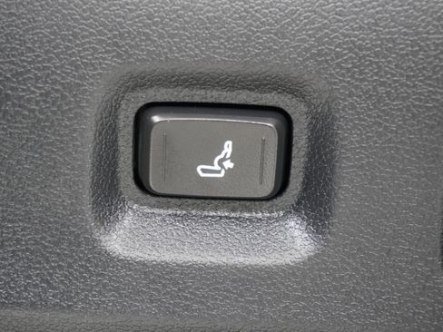 Used 2025 Toyota Tacoma TRD Off-Road AWD/4WD image 28