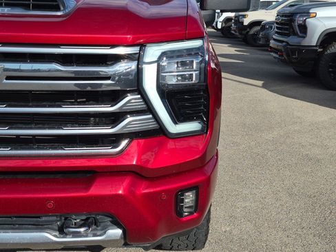 Used 2024 Chevrolet Silverado 3500 High Country w/ High Country Premium Package AWD/4WD image 10