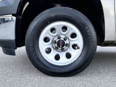 Used 2009 GMC Sierra 1500 W/T image 31