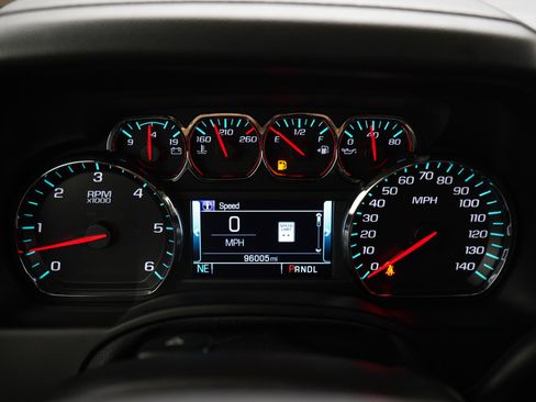 Used 2017 Chevrolet Tahoe LT AWD/4WD image 28