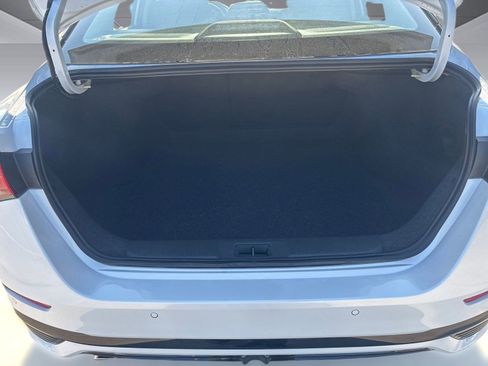 New 2025 Nissan Sentra SR image 22