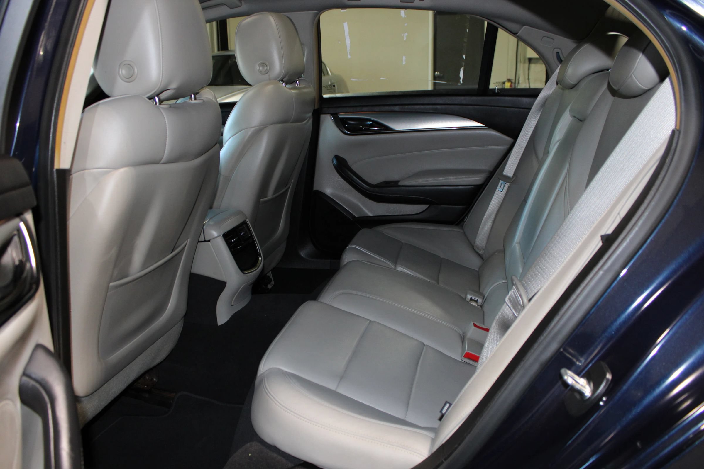 Used 2017 Cadillac CTS Luxury RWD image 31